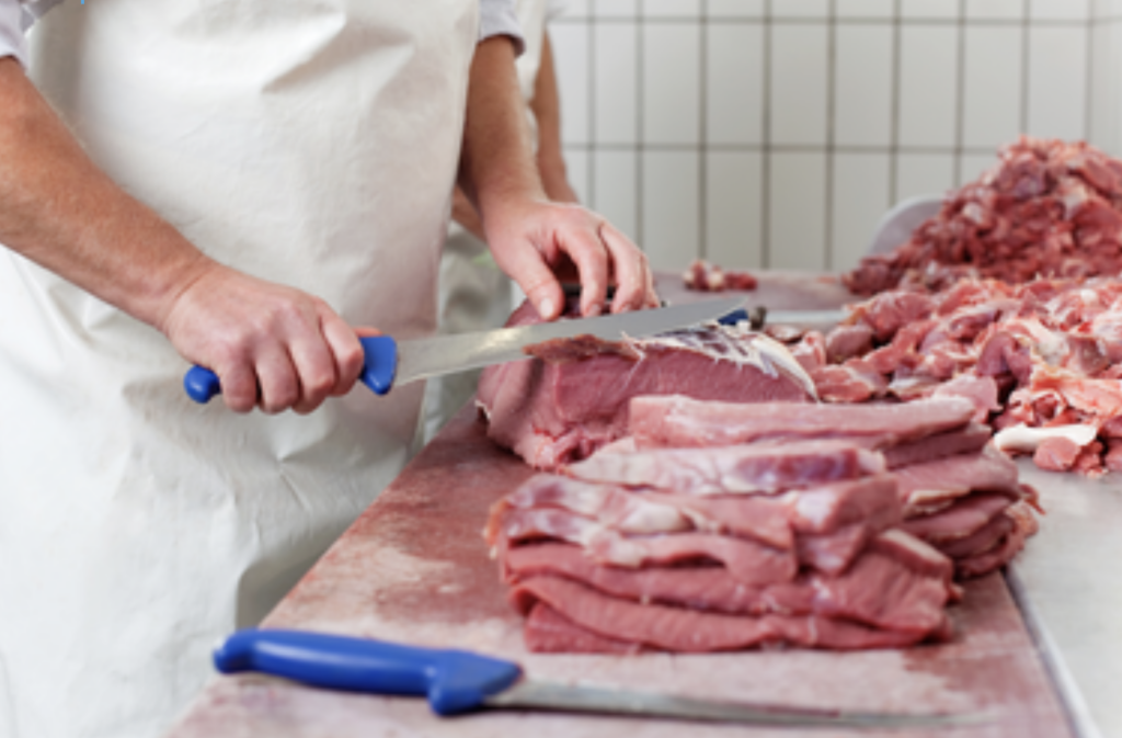 Amsterdam vieta la pubblicità alla carne: campanello d’allarme per la zootecnia?